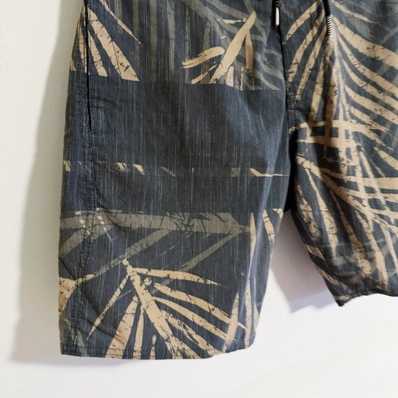 Volcom - Slingers Palm Leaf Board Shorts - Picture 3 of 4